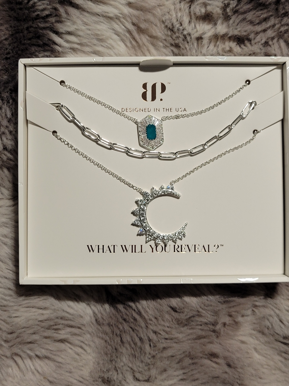 Three-Layer Silver Necklace Set with Teal Gem and Crescent